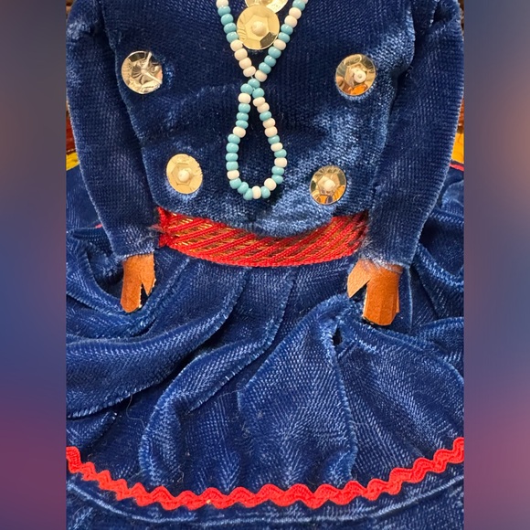 Navajo Native American Indian Fold Art Doll- Beautiful & Handcrafted - Picture 4 of 8